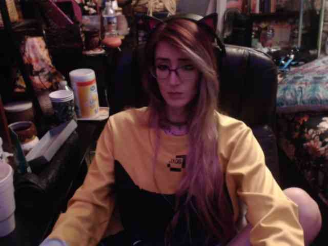 pussyxpaladin webcam