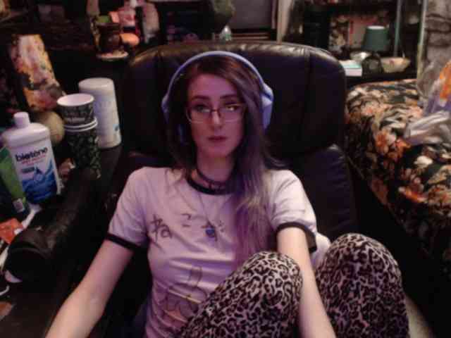 pussyxpaladin webcam