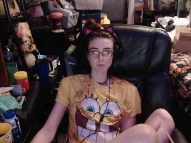 pussyxpaladin's live room