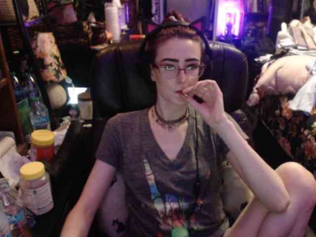 pussyxpaladin webcam