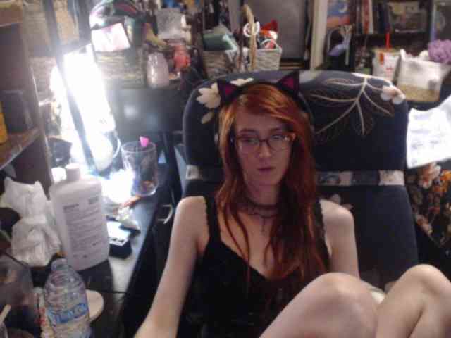 pussyxpaladin webcam