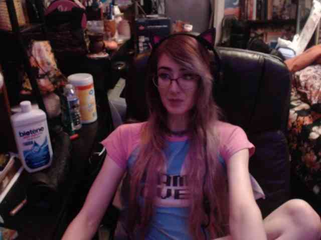 pussyxpaladin webcam