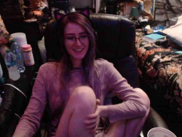 pussyxpaladin webcam