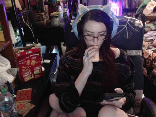 pussyxpaladin webcam