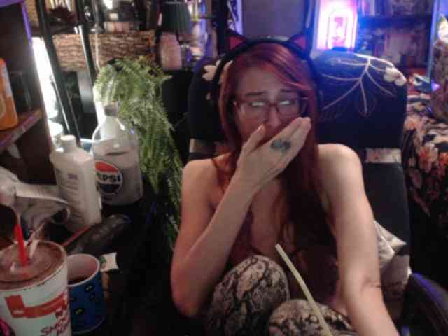 pussyxpaladin webcam