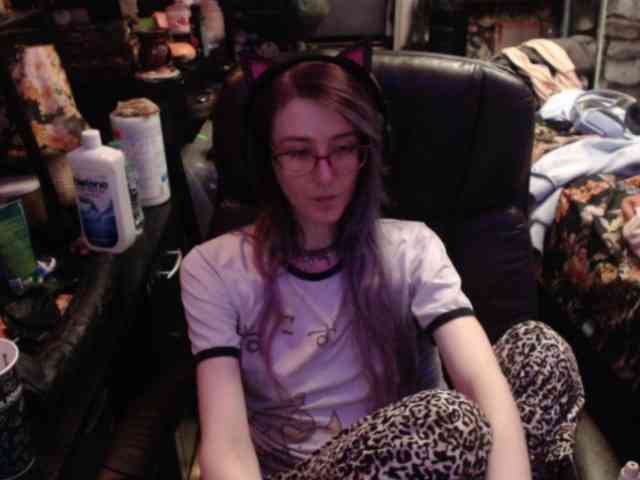 pussyxpaladin webcam