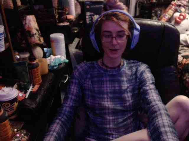 pussyxpaladin webcam