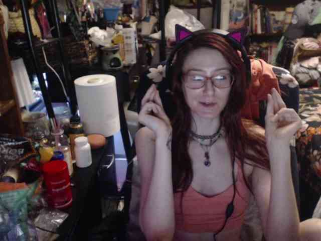 pussyxpaladin webcam