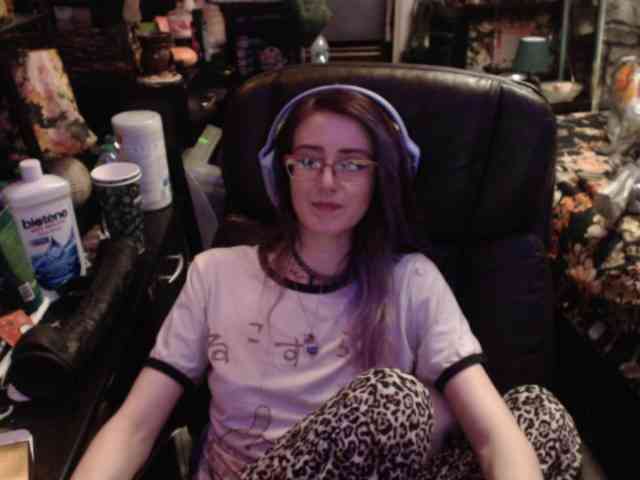 pussyxpaladin webcam