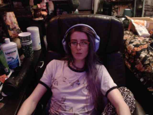 pussyxpaladin webcam
