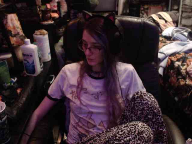 pussyxpaladin webcam