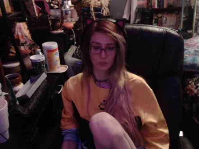 pussyxpaladin webcam