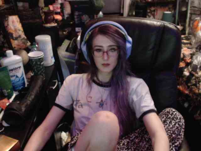 pussyxpaladin webcam