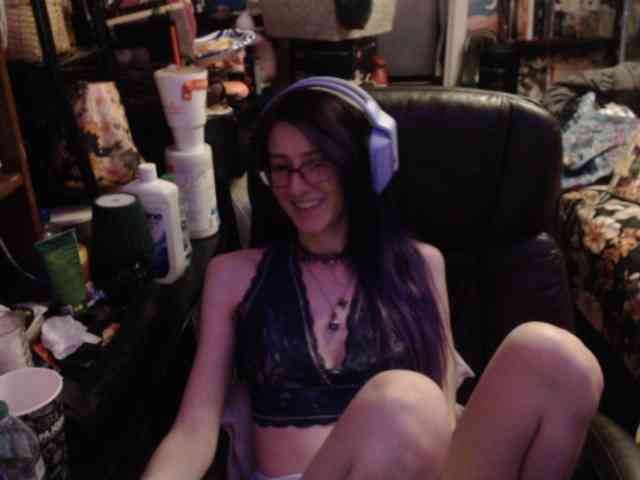 pussyxpaladin webcam