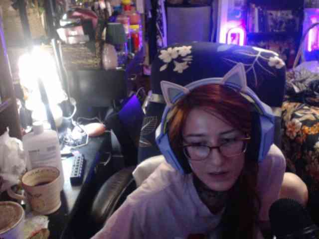 pussyxpaladin webcam