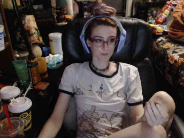 pussyxpaladin webcam
