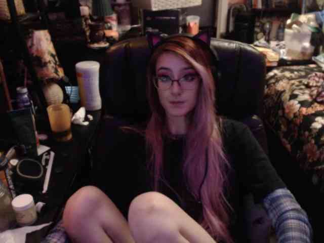 pussyxpaladin webcam