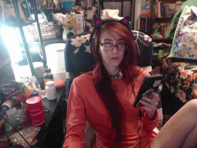 pussyxpaladin webcam