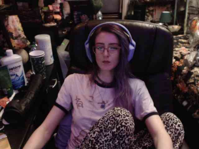 pussyxpaladin webcam