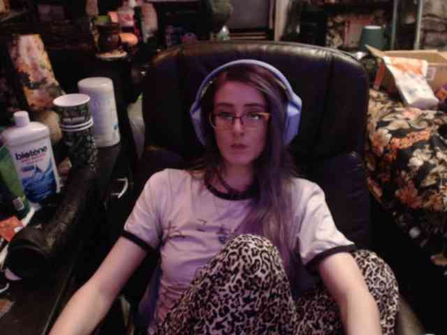 pussyxpaladin webcam