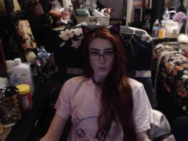 pussyxpaladin webcam