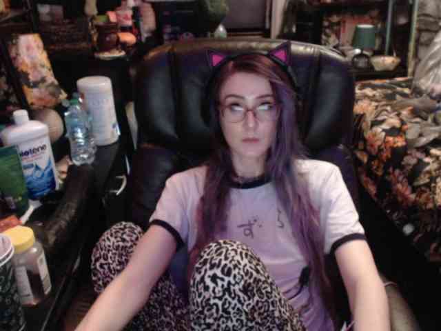 pussyxpaladin webcam