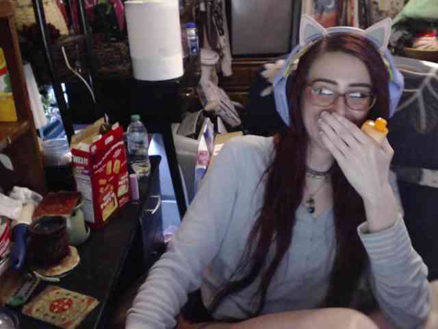 pussyxpaladin webcam