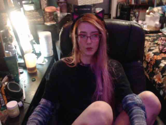 pussyxpaladin webcam