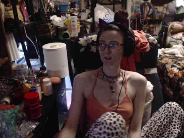 pussyxpaladin webcam
