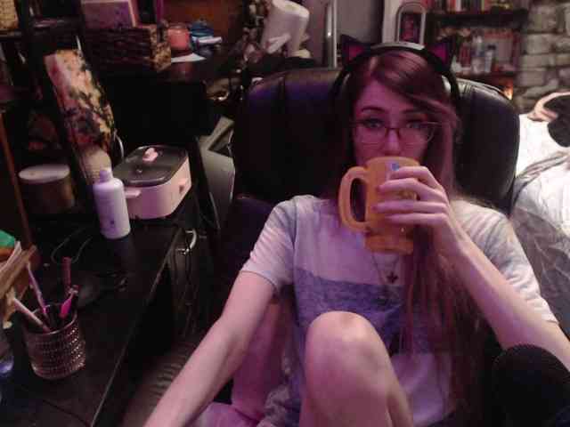 pussyxpaladin webcam