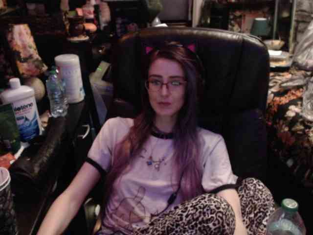 pussyxpaladin webcam