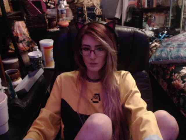 pussyxpaladin webcam