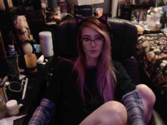 pussyxpaladin webcam