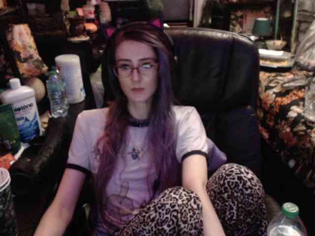 pussyxpaladin webcam