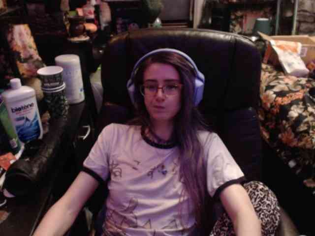 pussyxpaladin webcam