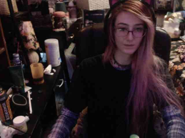 pussyxpaladin webcam