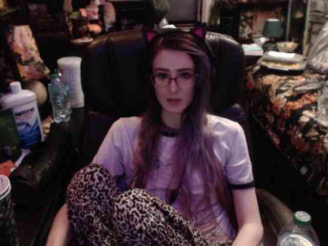 pussyxpaladin webcam