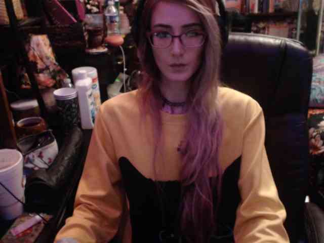 pussyxpaladin webcam