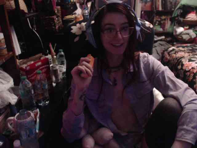 pussyxpaladin webcam