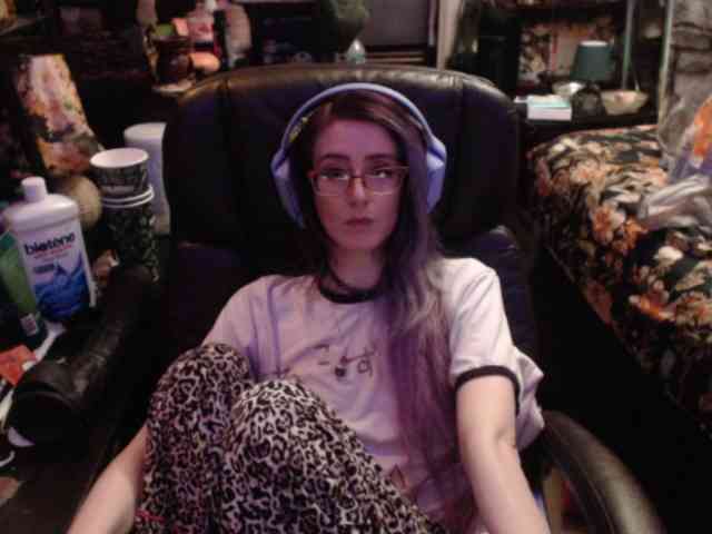 pussyxpaladin webcam