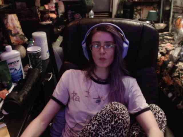 pussyxpaladin webcam