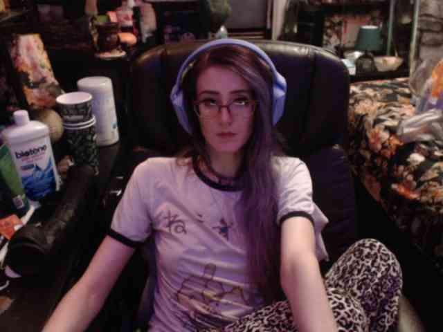 pussyxpaladin webcam