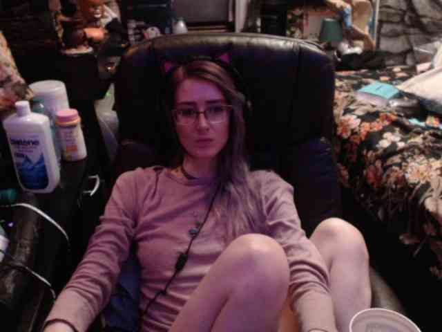 pussyxpaladin webcam