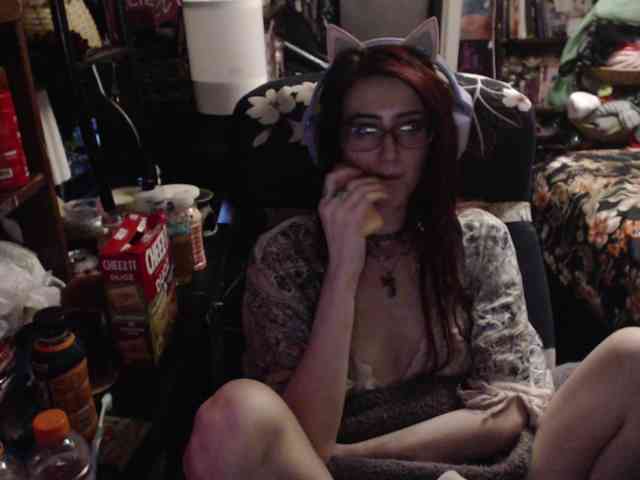 pussyxpaladin webcam