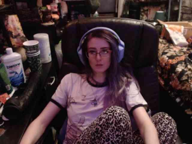 pussyxpaladin webcam