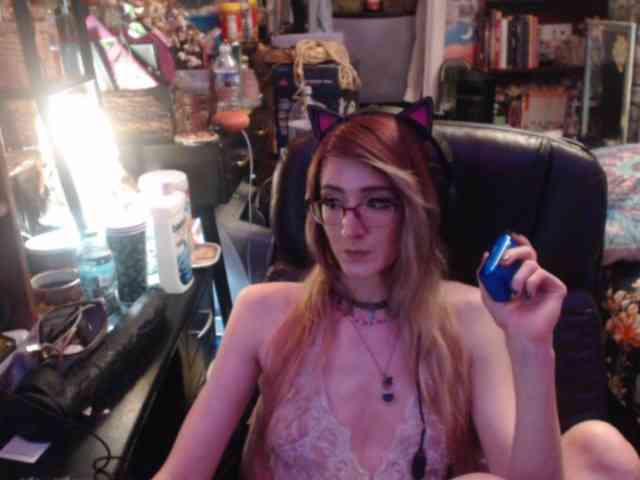 pussyxpaladin webcam