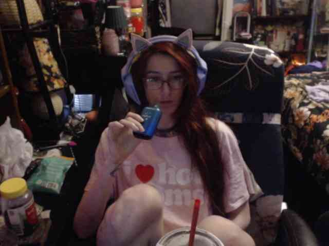 pussyxpaladin webcam