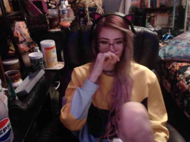 pussyxpaladin webcam