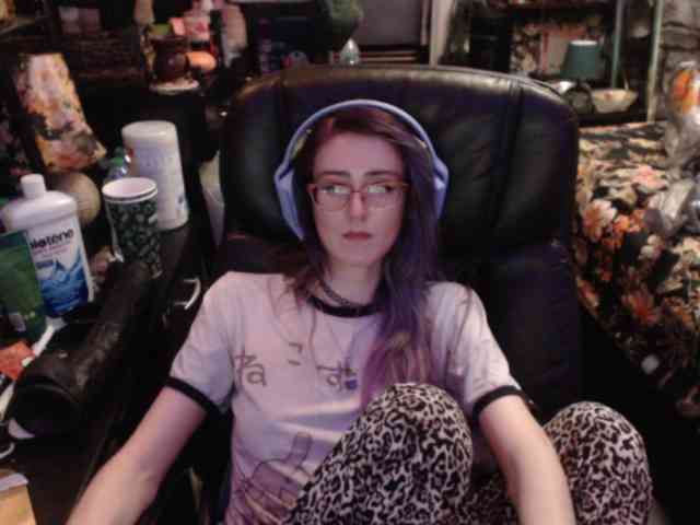 pussyxpaladin webcam
