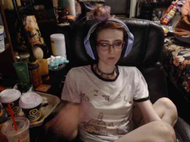pussyxpaladin webcam